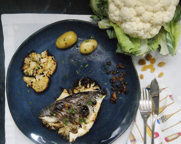 Dorade au chou-fleur et câpres grillés