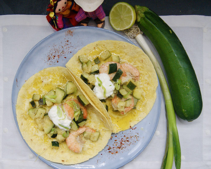 Tostadas de crevettes aux courgettes