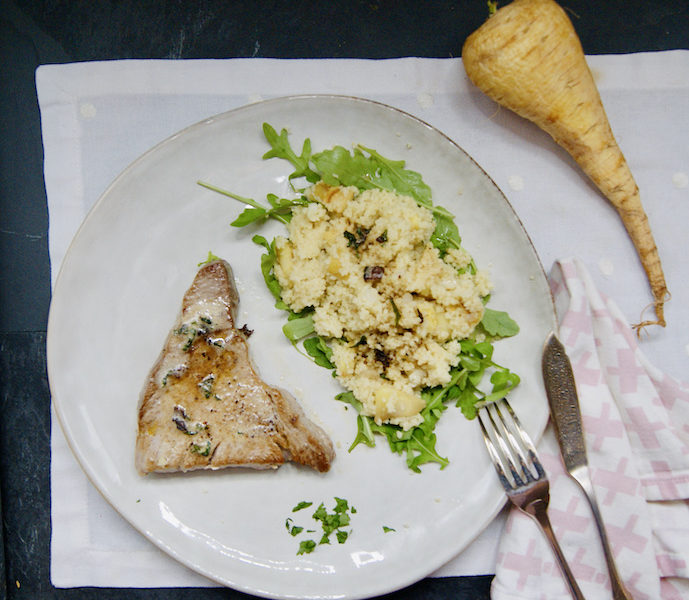 Couscous aux panais et steak de thon