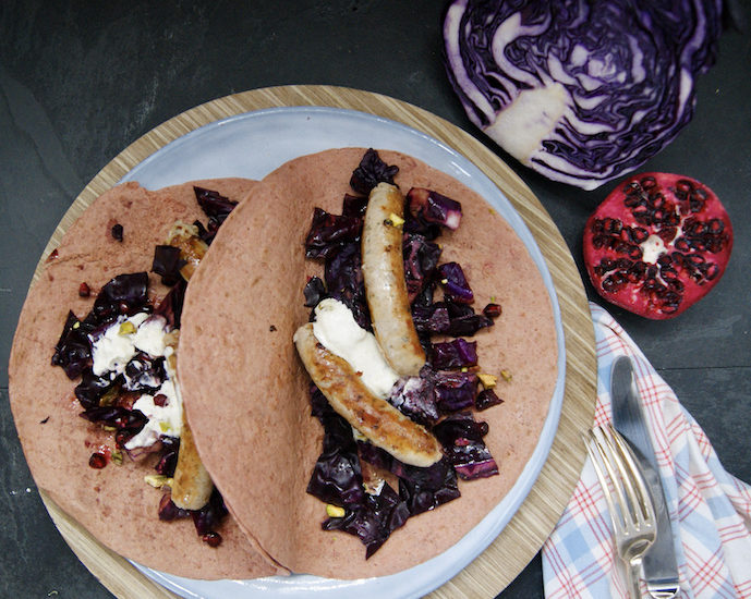 Wraps aux saucisses et au chou rouge
