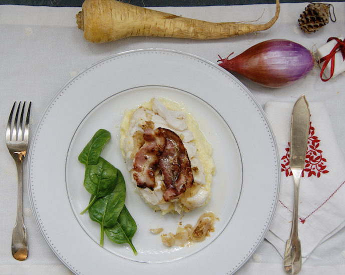 Médaillons de lotte au lard grillé et purée de panais