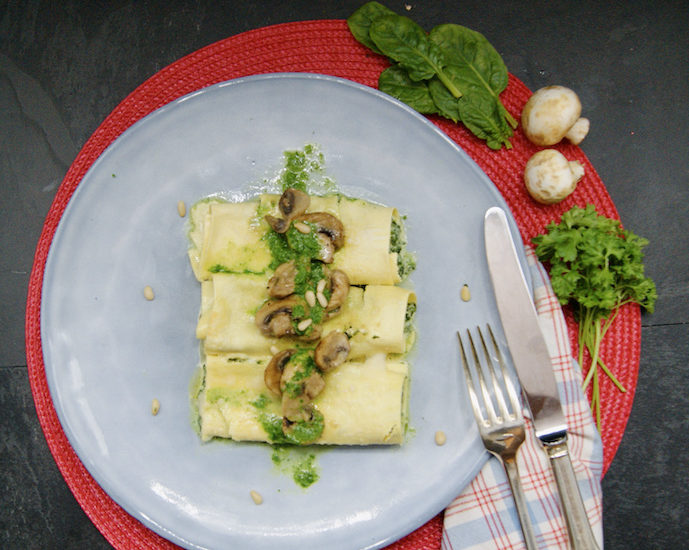 Cannelloni aux épinards et champignons, coulis de persil