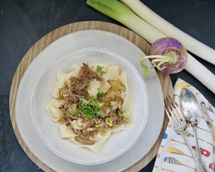 Pappardelle au confit de canard, navets et poireaux