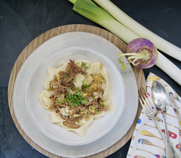 Pappardelle au confit de canard, navets et poireaux