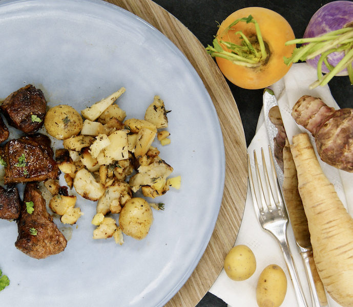 Emincé d’agneau au vinaigre balsamique et légumes d’antan