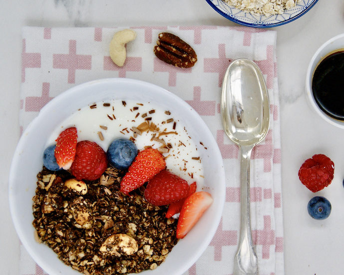 Granola au chocolat et noix