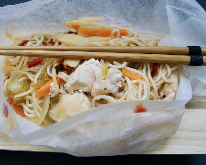 Poulet asiatique en papillote