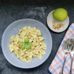 Pâtes au pesto de coriandre et cacahuètes