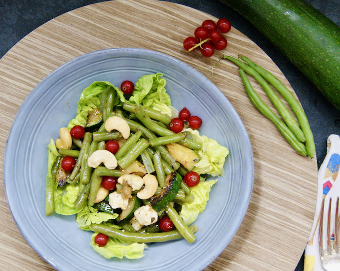 Salade de haricots verts et courgettes à la feta