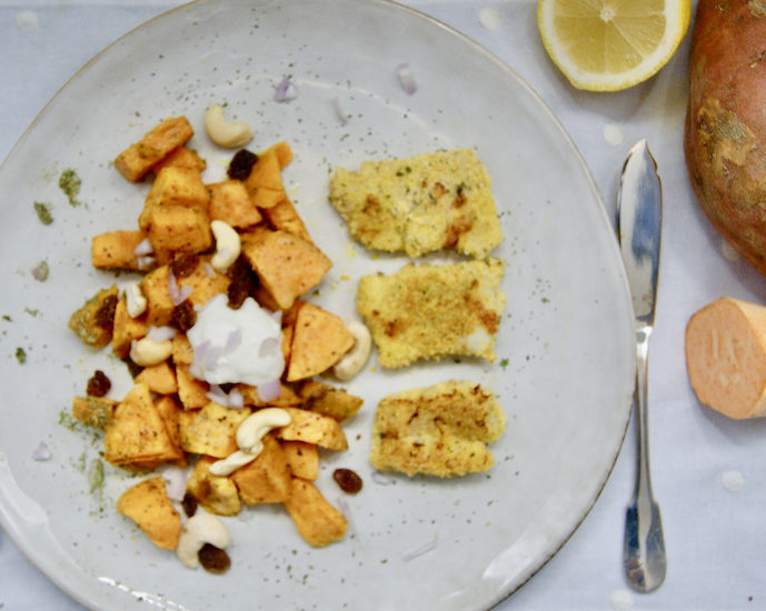Poisson pané maison, patates douces aux raisins et noix de cajou