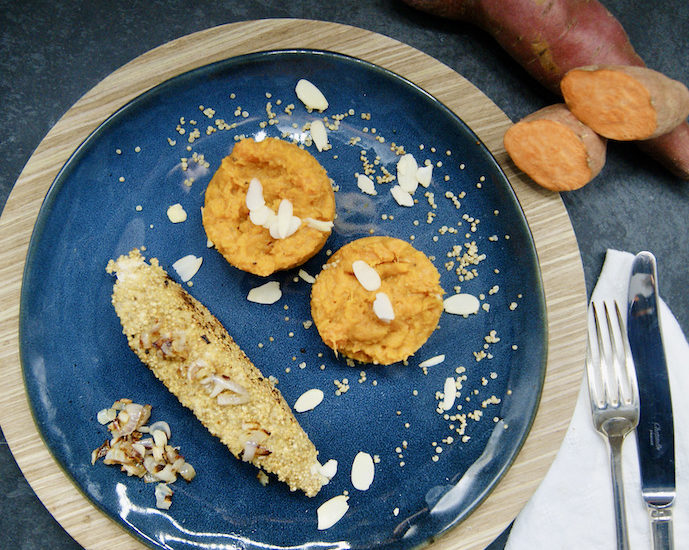 Poulet pané au quinoa, purée de patates douces parfumée à la noix de coco