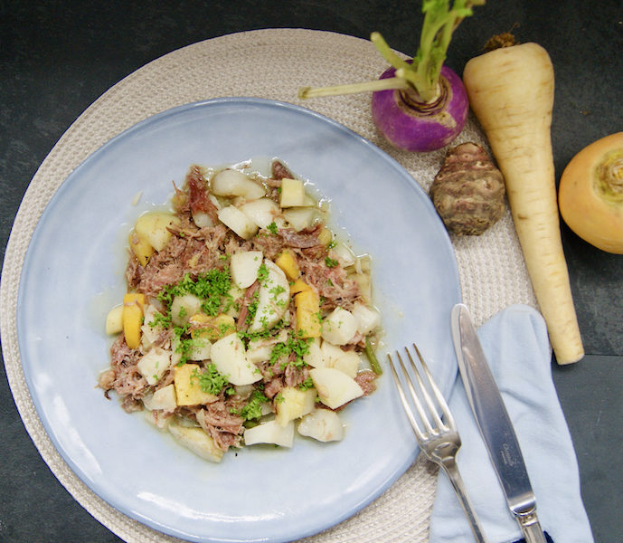 Fricassée de canard confit aux vieux légumes poêlés