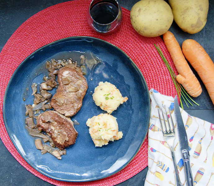 Paupiettes aux oignons et purée de pommes de terre aux carottes