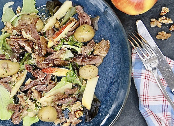 Salade hivernale au confit de canard