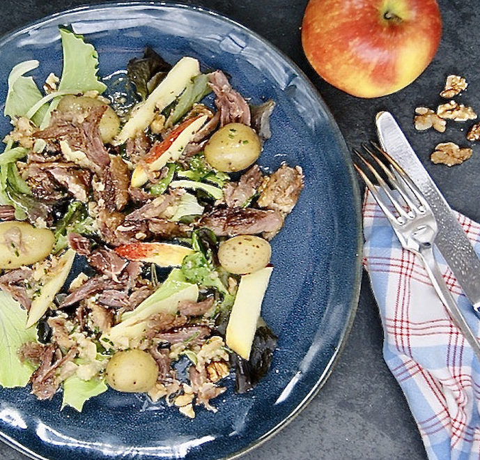 Salade hivernale au confit de canard