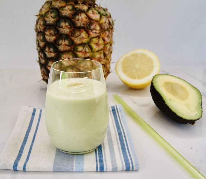 Smoothie avocat ananas