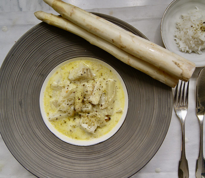 Nage de poisson aux asperges