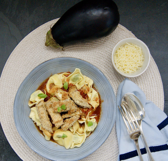 Tortelloni aux aubergines panées