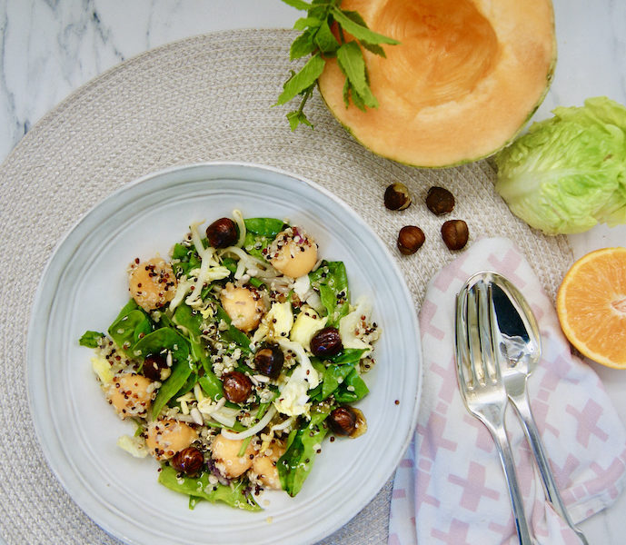 Salade de quinoa fraîche et fruitée