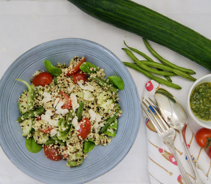 Salade de quinoa au pesto de basilic