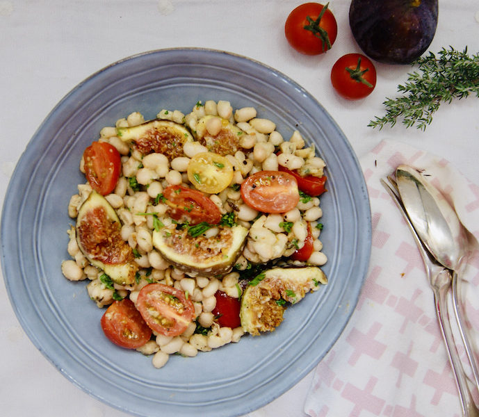 Salade d&rsquo;haricots blancs aux tomates et aux figues