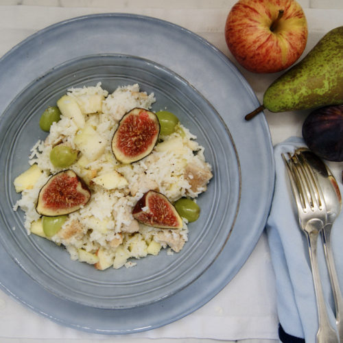 Salade de riz fruitée au poulet, vinaigrette au parmesan