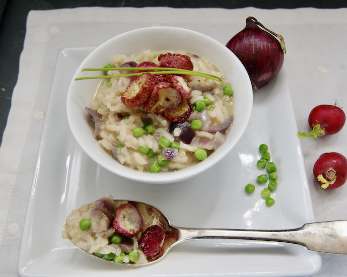 Risotto aux petits pois et radis rôtis