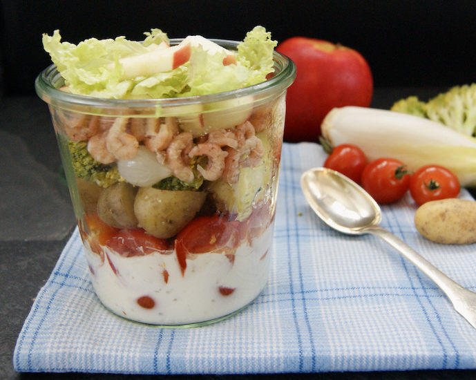 Salade de crevettes aux endives en pot