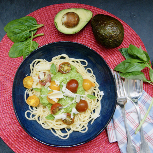 Spaghetti aux épinards et crème d’avocats