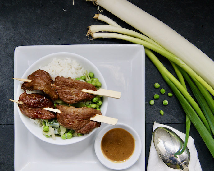 Yakitori de canard laqué aux petits pois