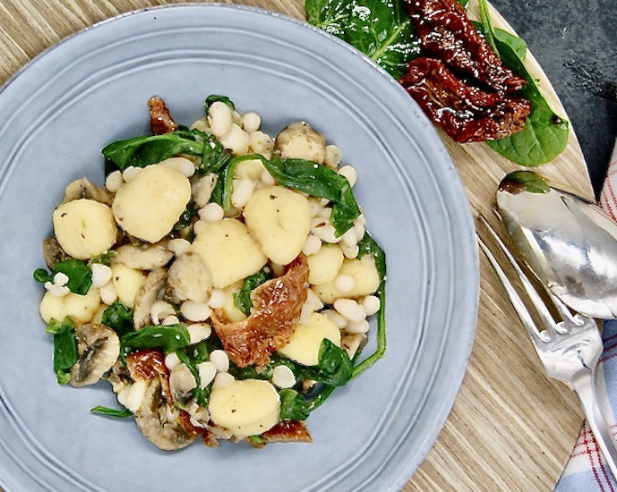 Gnocchi et haricots blancs aux tomates séchées