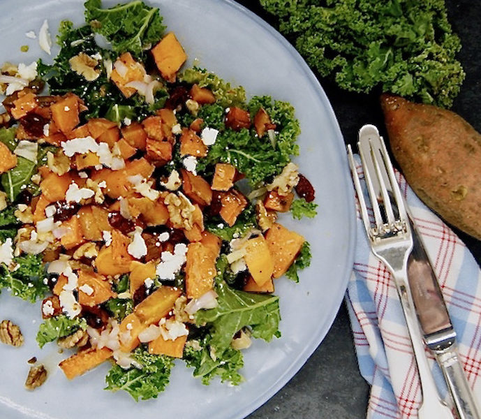Salade de patates douces rôties et chou kale