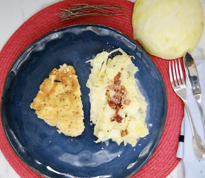 Poisson pané et chou blanc façon carbonara