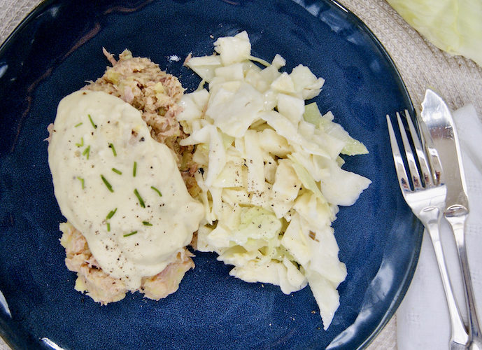 Ecrasé de pommes de terre au saumon et salade de chou