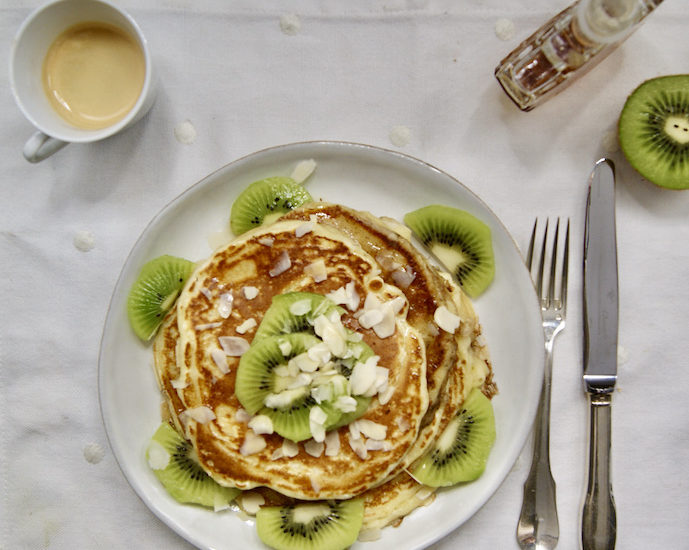 Pancakes aux kiwis et aux amandes