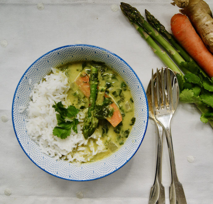 Curry thaï aux légumes printaniers