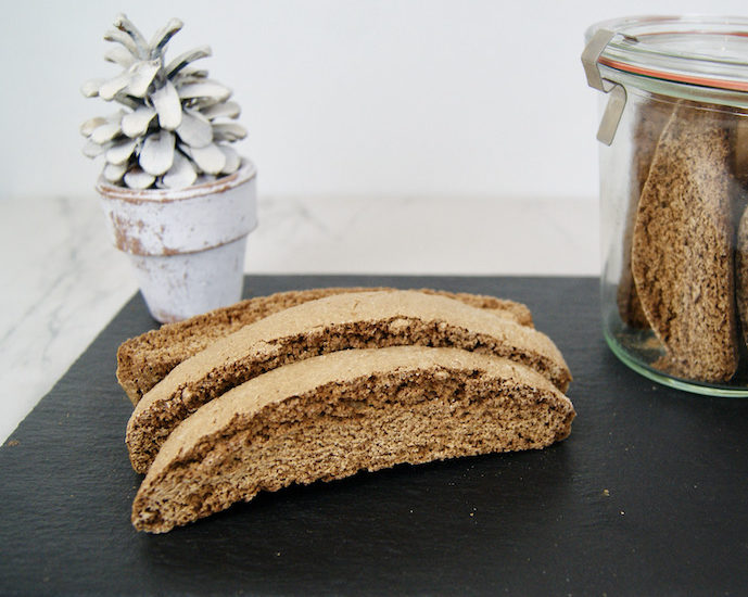 Biscotti au chocolat en pot à offrir