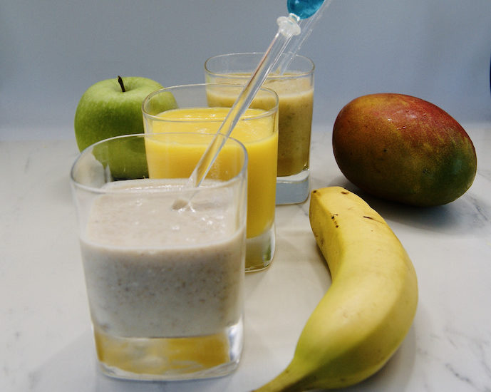 3 smoothies: pomme-mangue-banane