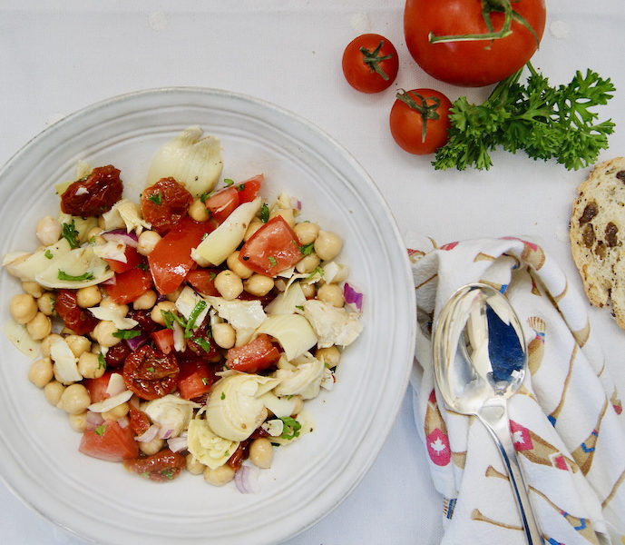 Salade méditerranéenne aux pois chiches