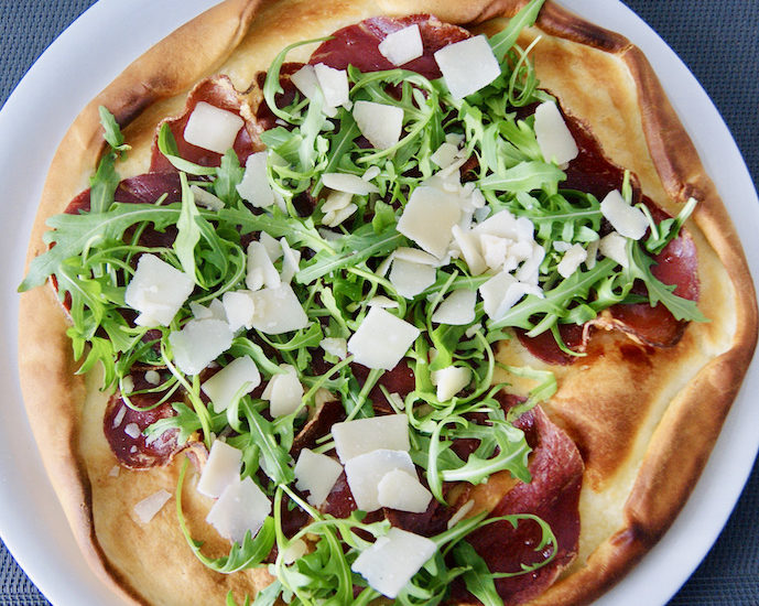 Pizza coppa-roquette