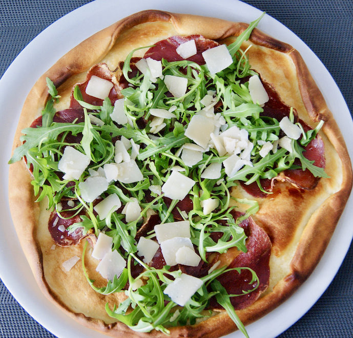 Pizza coppa-roquette