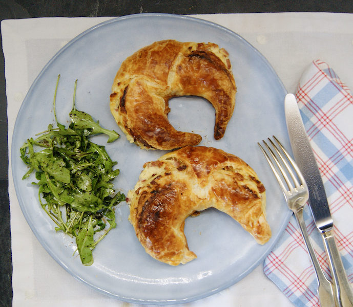 Croissants au jambon