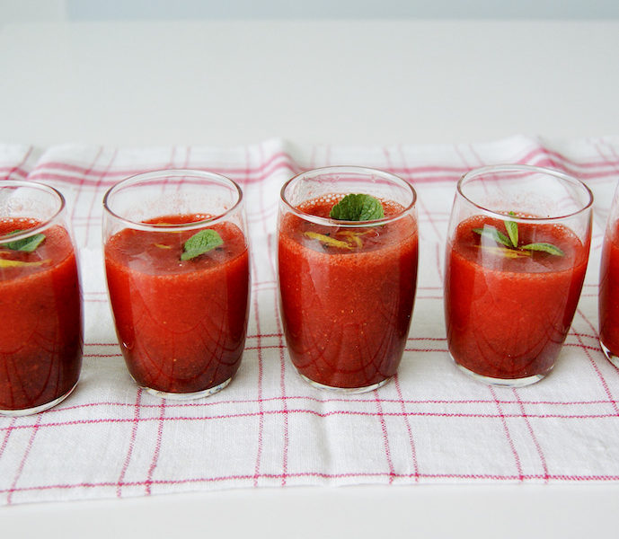 Soupe de fraises au vinaigre balsamique
