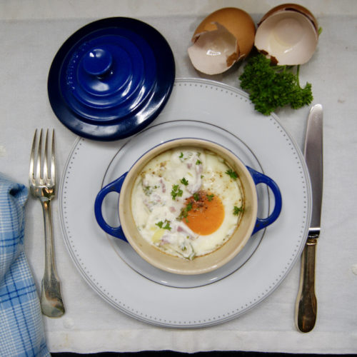 Oeufs cocotte à la crème de bacon
