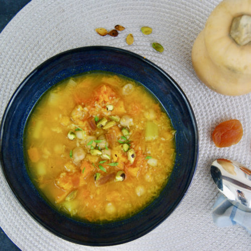 Soupe-repas de courge et de pois chiches