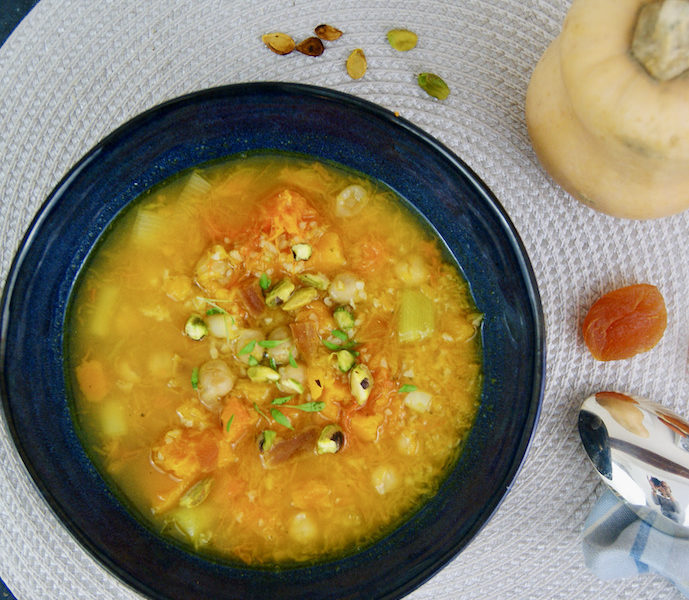 Soupe-repas de courge et de pois chiches
