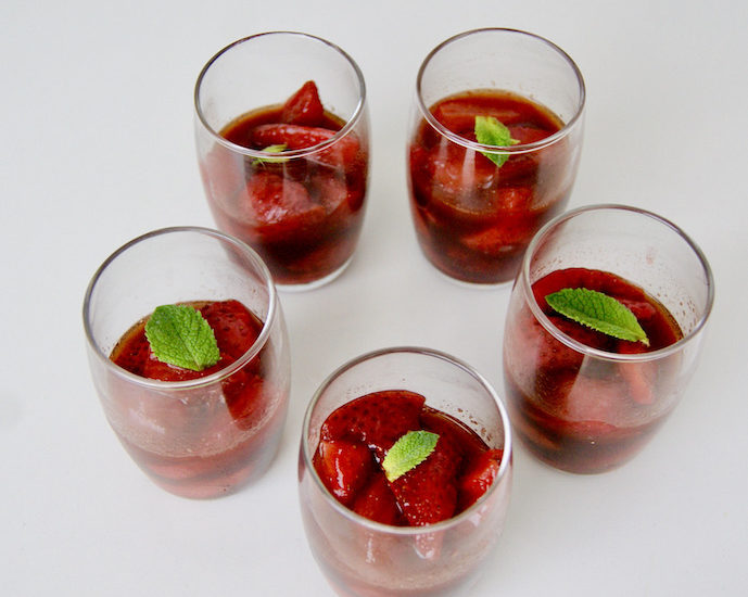 Fraises à la crème balsamique et au miel