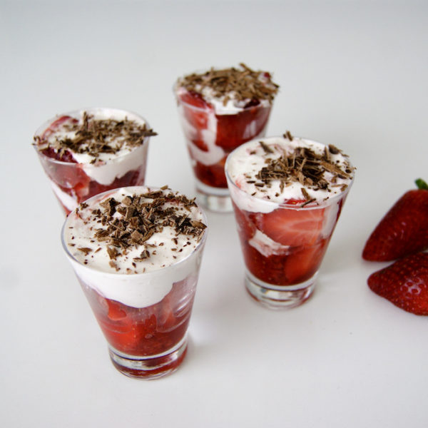 Mélodie de fraises à la crème légère
