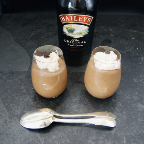 Mousse au chocolat parfumée au Baileys
