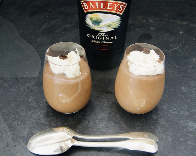 Mousse au chocolat parfumée au Baileys